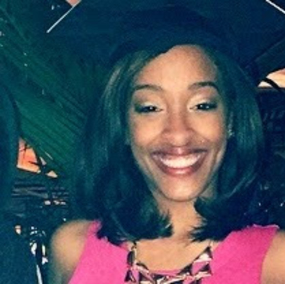 Meet your Posher, Donyelle - Picture 1 of 1